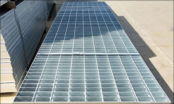 HDG STEEL GRATING